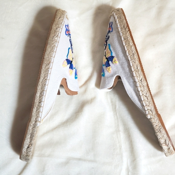 SOLD🚫🚫NWT Soludos & Baobap flats - Picture 5 of 8